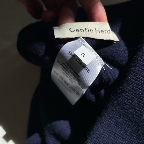 100% Cashmere Bike Shorts - Picture 3 of 6